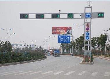الصين 6M Outdoor Automatic Traffic Light Signals , Road Traffic Signals And Signs المزود