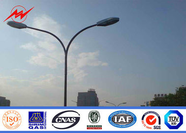 الصين Q345 Hot DIP Galvanized Street Light Poles / Street Lamp Pole With Double Arm 12M المزود