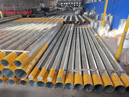 جودة  Galvanized Steel Pole Suitable for Electrical Power Distribution and Outdoor Lighting with Multiple Shape Options and Steel Materials مصنع