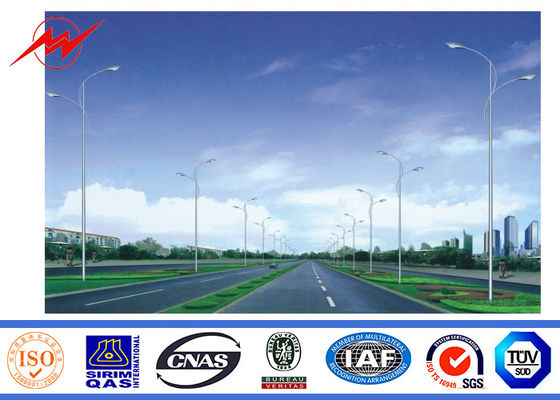 Painting HDG 9m Dual Outreach Galvanized Steel Pole with Two Cross Arm