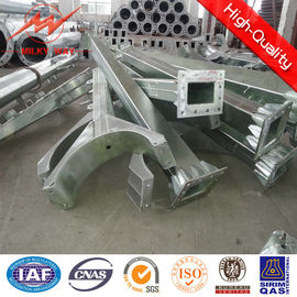 عدادات شمسية قطب ضوء الشارع الثمانية الأطراف Q235 Q345 7m 8m 9m قطب مصباح الفولاذ