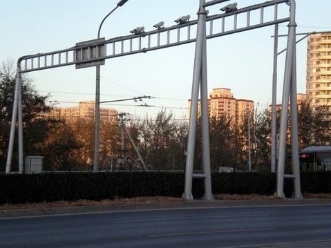 الصلب IP65 6M المرور ضوء القطب، حفزت شارع الإضاءة القطب