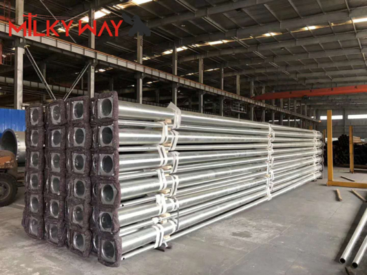 16 مترًا 18 مترًا ، عمود الطاقة الكهربائية المخروطية 5 ملم سمك ASTM A123 Golvanization معيار