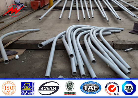 مثمنة في الهواء الطلق ضوء الشارع أقطاب 5M إلى 15M مع 60MM ضياء ذراع منحني مزدوج