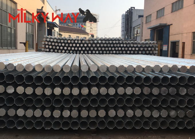 50FT 60FT 1000kg 450Mpa أقل إرتفاع الإجهاد قطب الطاقة الكهربائية ، ذراع عابرة قطب الفولاذ المغلف 0